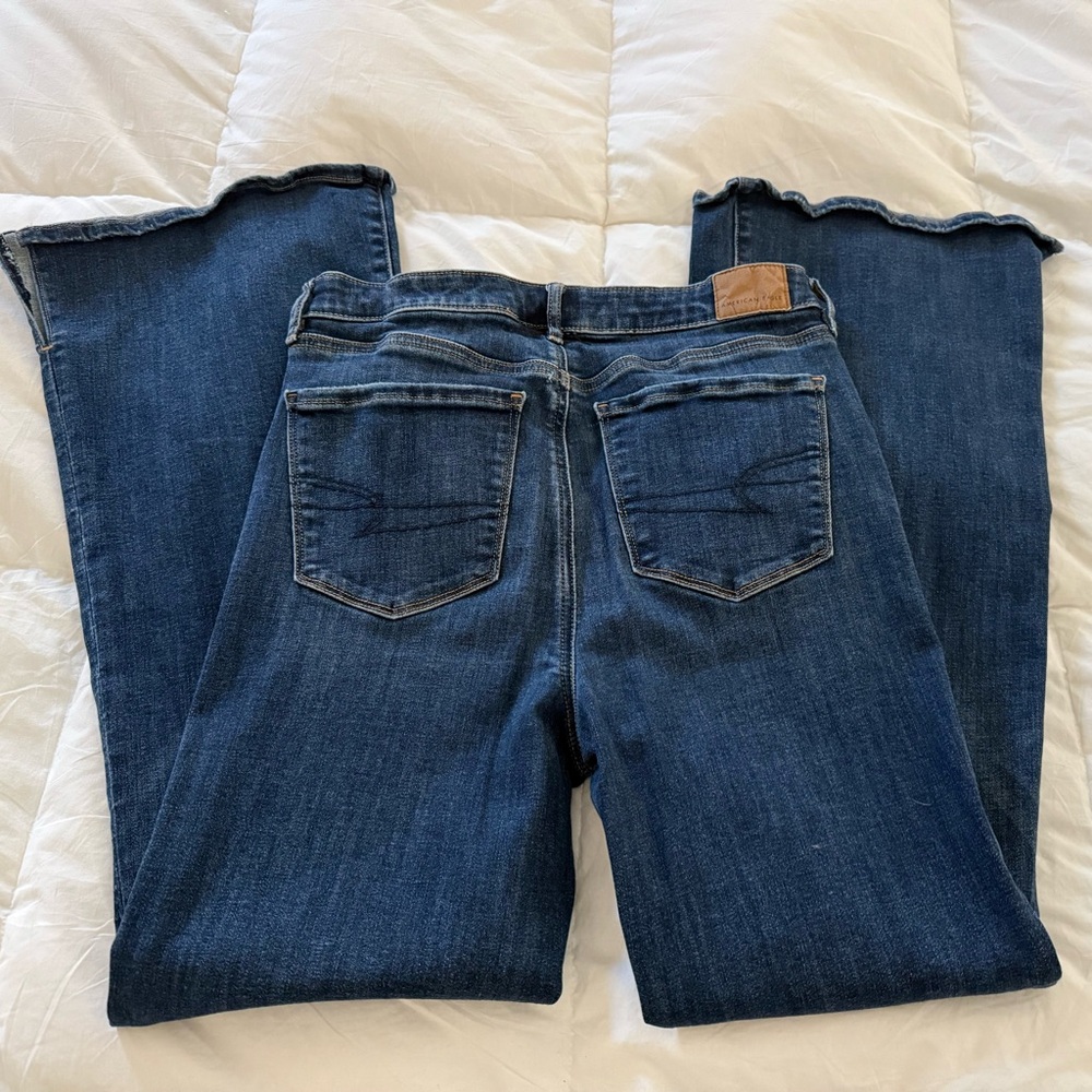 Women's Blue Jeans - Picture 3 of 5